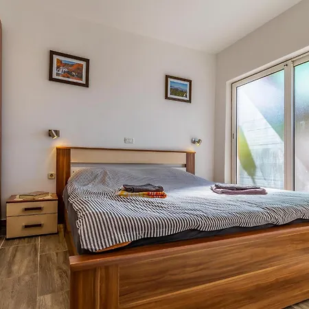 Gorgeous In With Wifi Holiday home